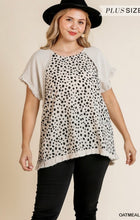 Oatmeal short sleeve animal print top with frayed hem